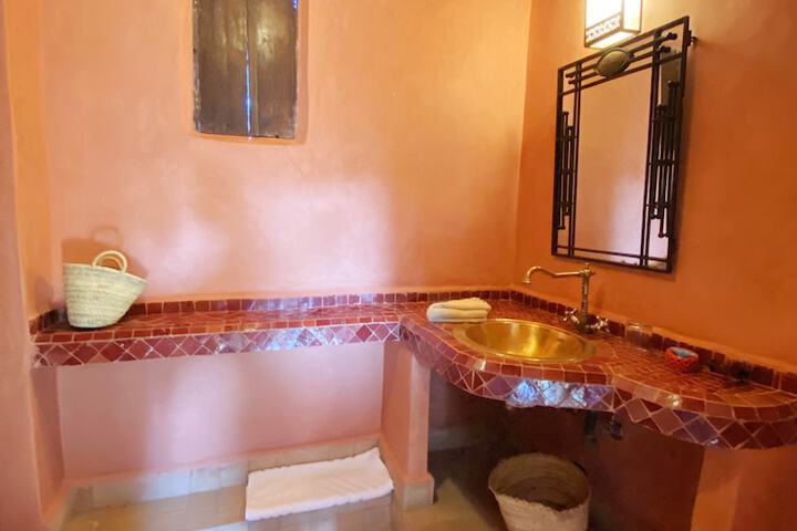 Clean Restrooms