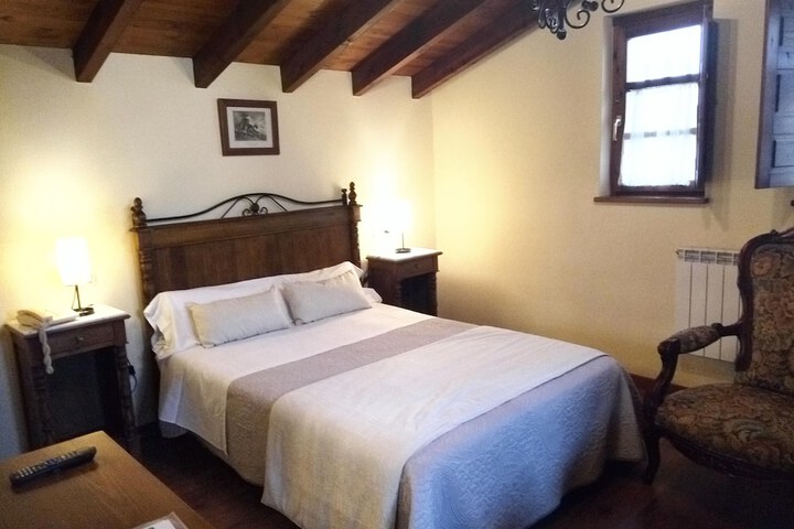 Room 9 of 65