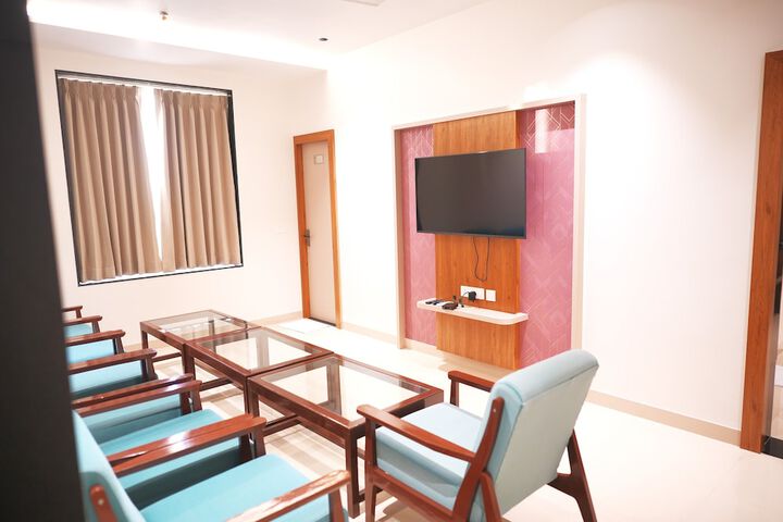 Room 8 of 22