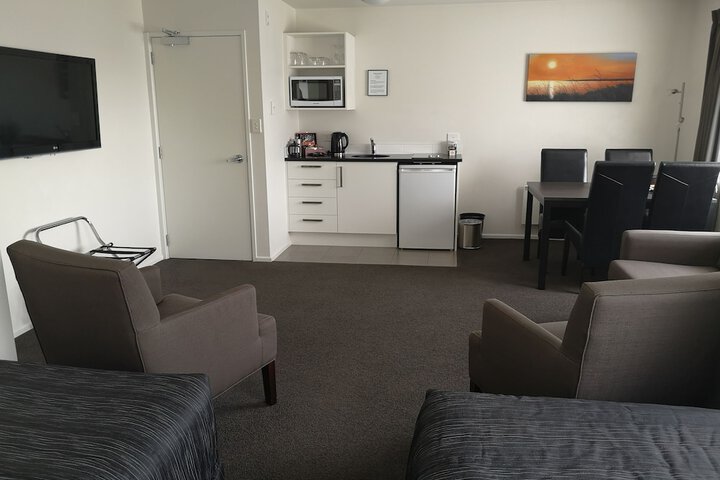 Room 55 of 76