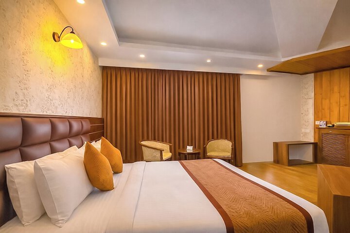 Room 27 of 75