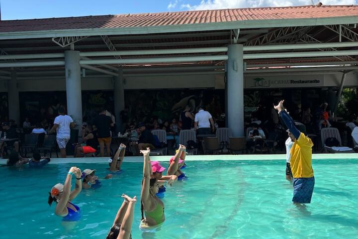 Pool 66 of 230