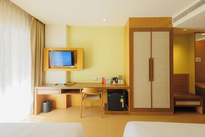 Room 6 of 41