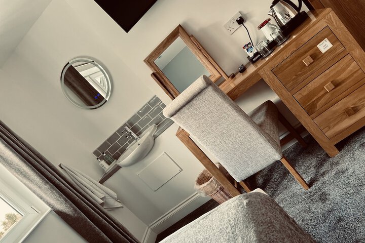 Room 38 of 95