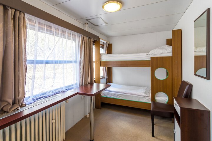 Room 13 of 50