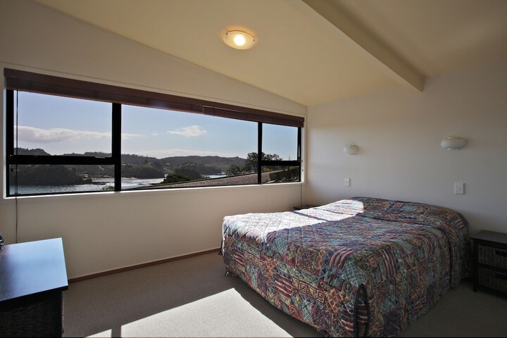 Room 4 of 45