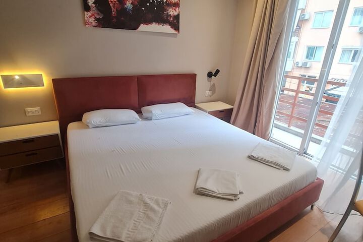 Room 15 of 30