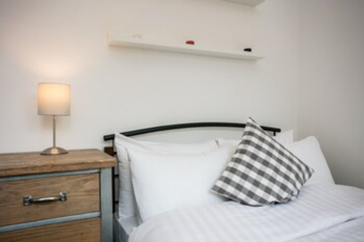 Room 21 of 24
