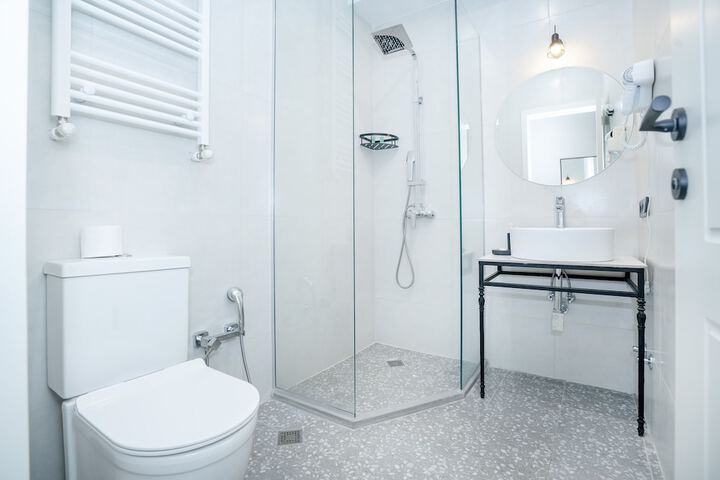 Room 44 of 69