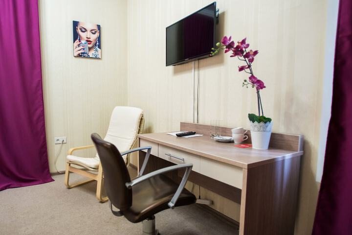 Room 3 of 21