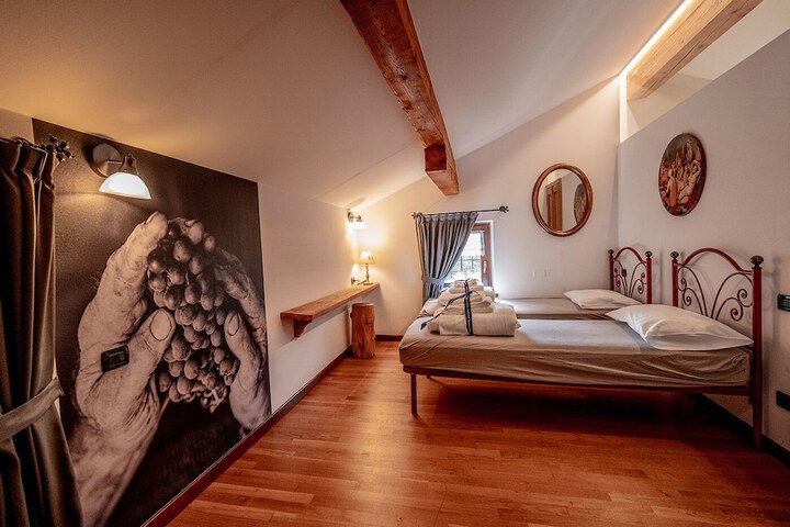 Room 28 of 38