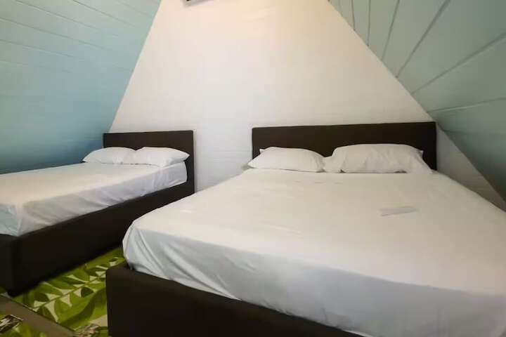 Room 21 of 391