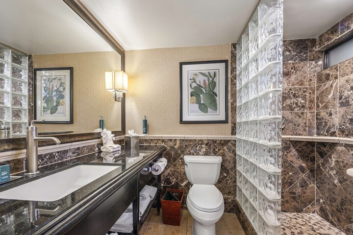 Bathroom shower