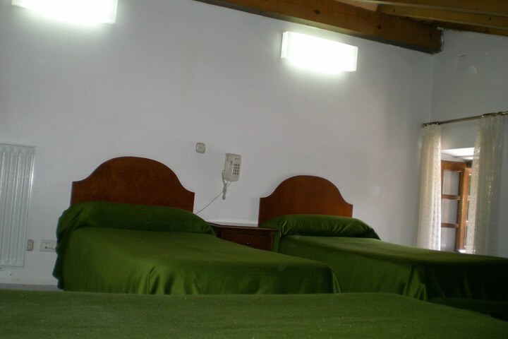 Room 8 of 30