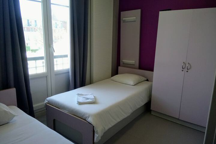 Room 20 of 48