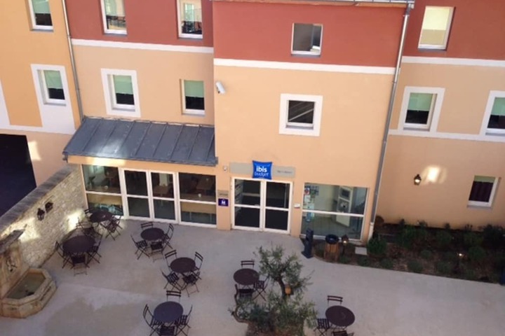 Terrace/Patio 22 of 24