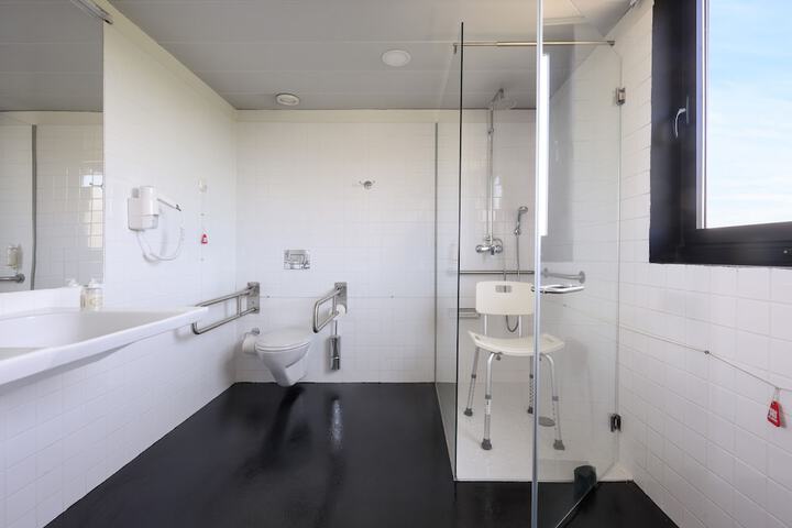 Clean Restrooms