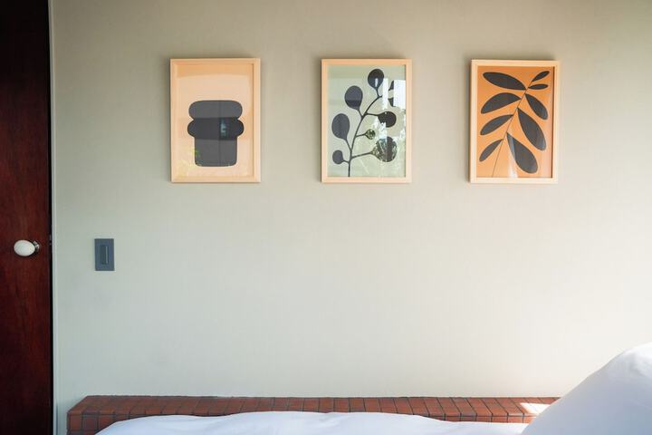 Room 12 of 34