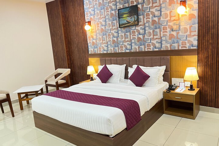 Room 5 of 17