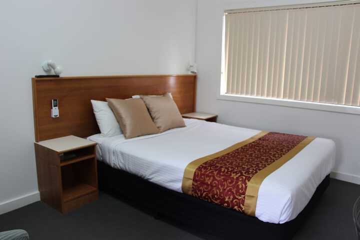 Room 5 of 49