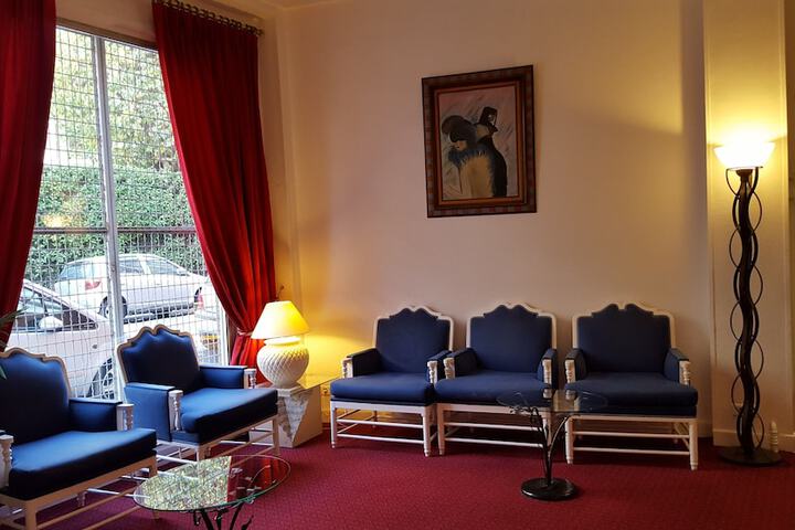 Guest Lobby