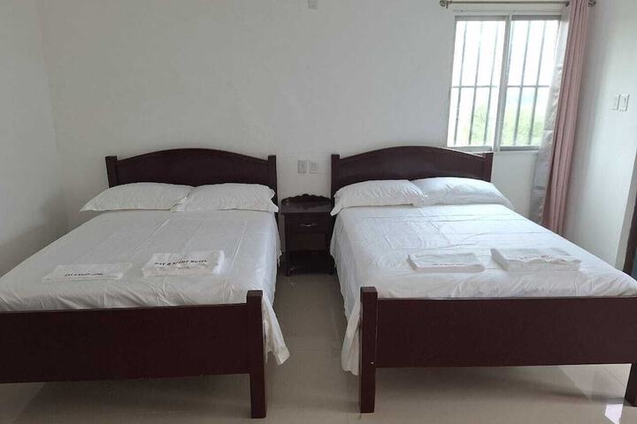 Room 4 of 31