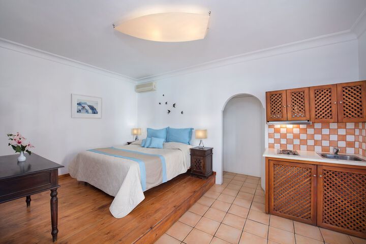 Room 9 of 21