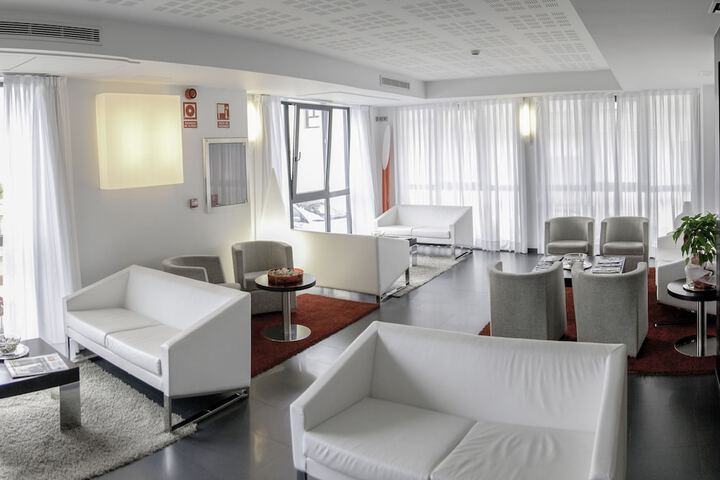 Hotel Interior 5 of 34