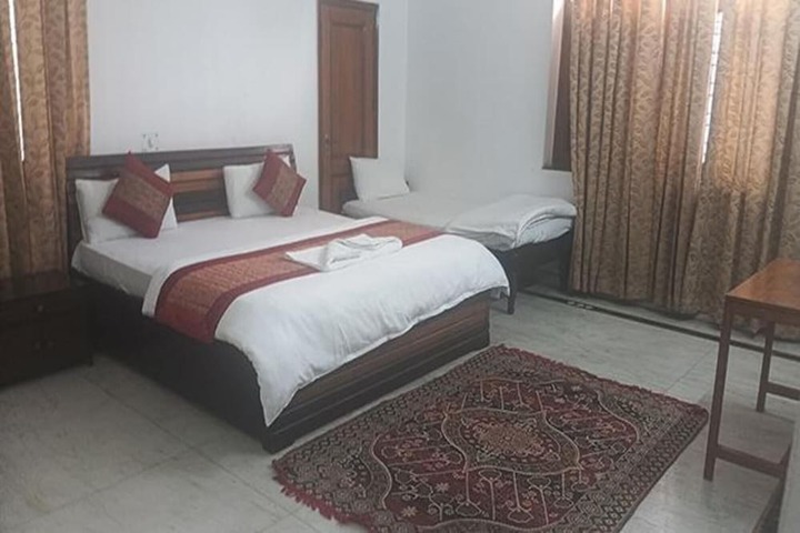 Room 18 of 26
