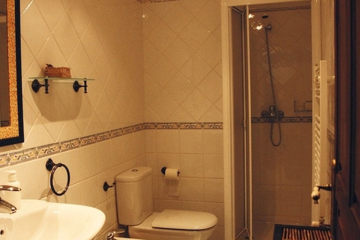 Room 19 of 36
