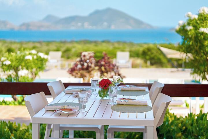 Dining 54 of 83