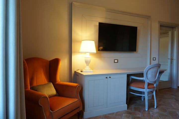 Room 14 of 56