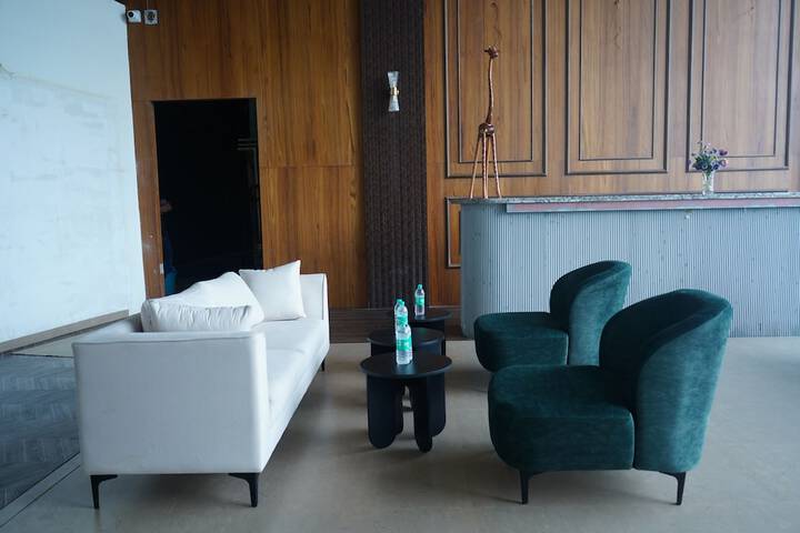 Hotel Interior 2 of 24