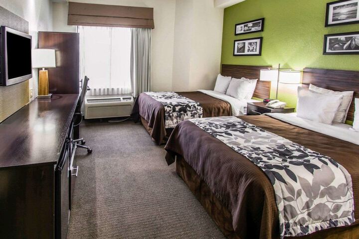 2 Double Beds (9 of 10)