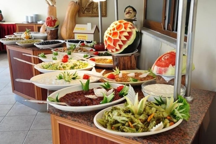 Dining Photos