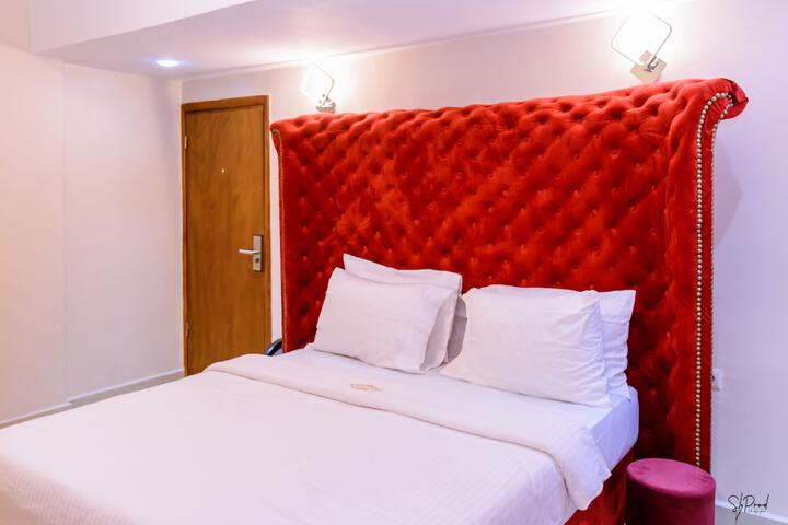 Room 21 of 54
