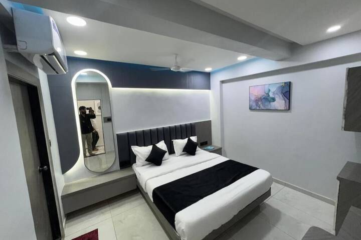 Hotel HR King