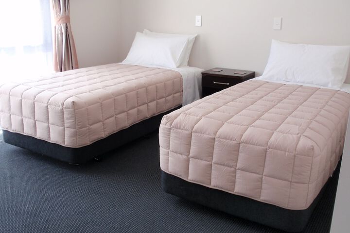 Room 3 of 40