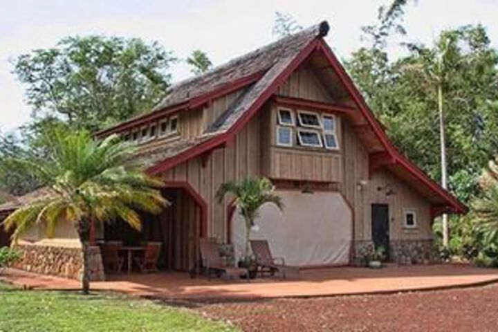 Exterior of Molokai Vacation Properties - Hale Puhi