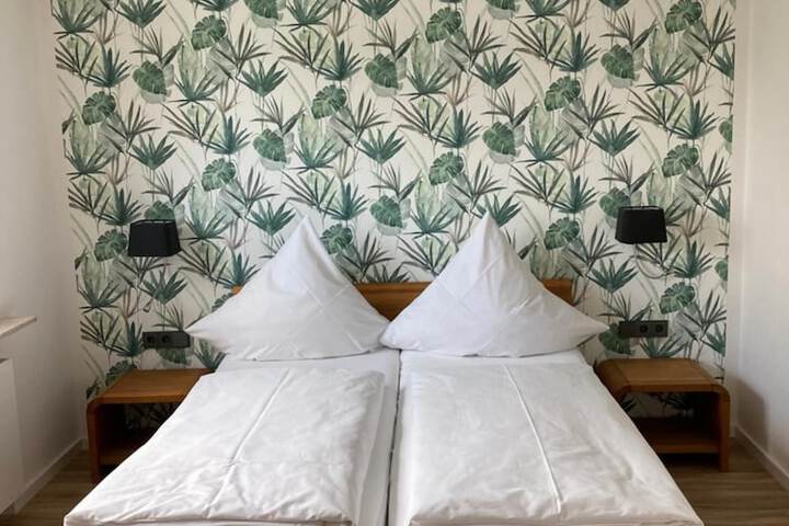 Room 17 of 63