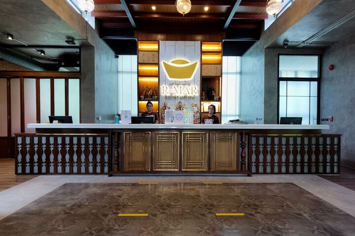 Hotel Interior 4 of 90