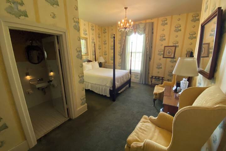 Room 38 of 75