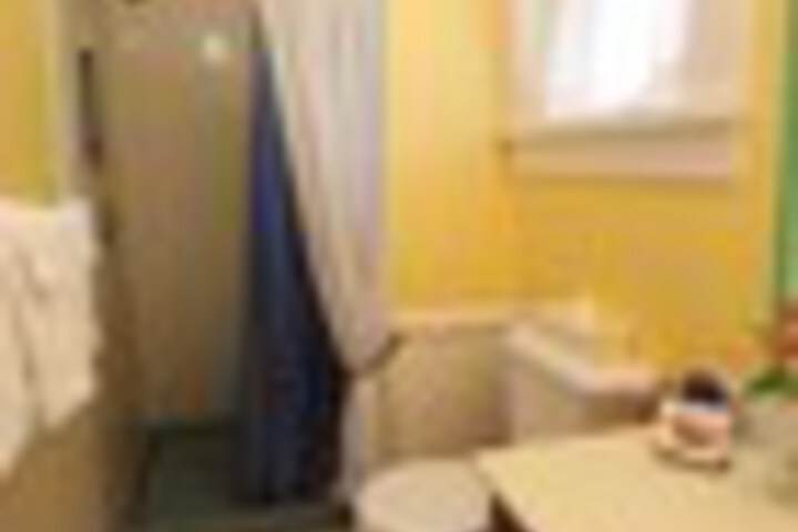 Room 107 of 162