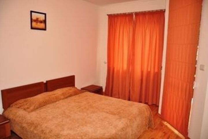 Room 15 of 23