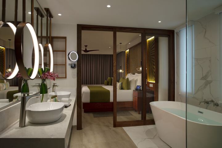 Room 59 of 121