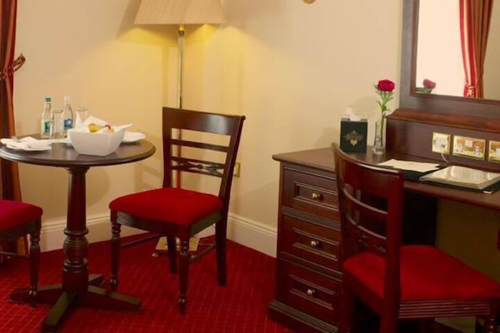 Room 21 of 41