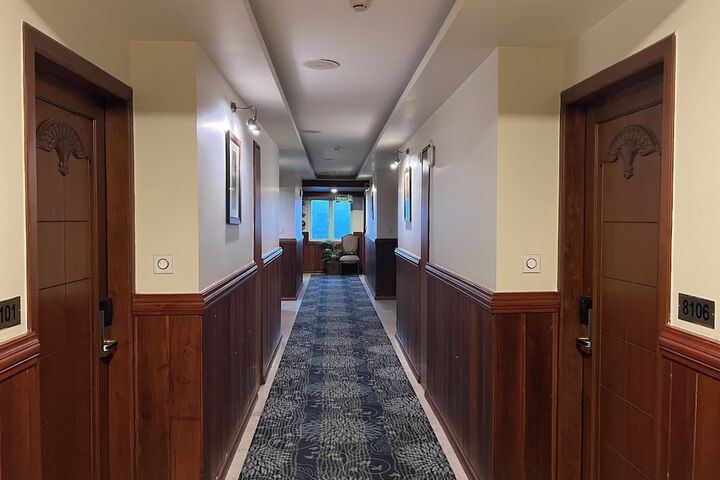 Hotel Interior 7 of 164