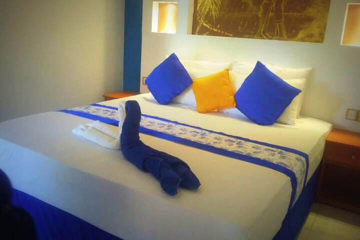 Room 3 of 30