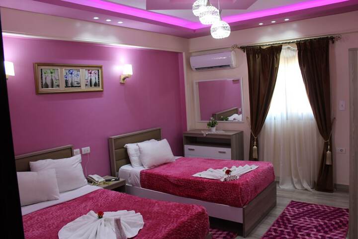 Room 42 of 91