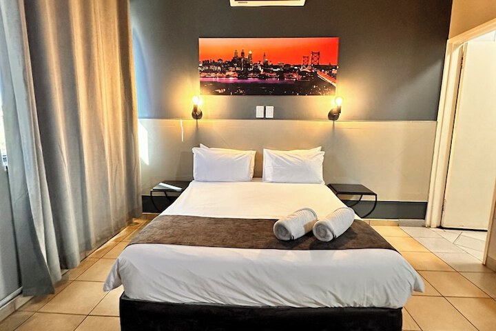 Room 5 of 26